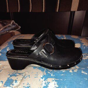 Women's Black Leather Clogs - Size 8